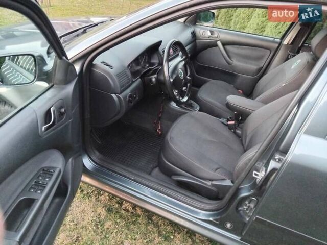 Серый Шкода Октавия, объемом двигателя 1.98 л и пробегом 245 тыс. км за 4900 $, фото 13 на Automoto.ua