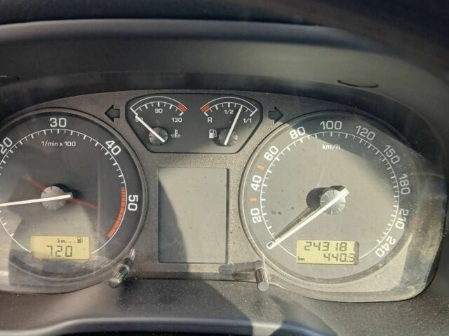 Серый Шкода Октавия, объемом двигателя 1.9 л и пробегом 244 тыс. км за 1700 $, фото 9 на Automoto.ua