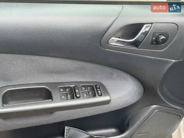 Серый Шкода Октавия, объемом двигателя 1.6 л и пробегом 310 тыс. км за 5300 $, фото 13 на Automoto.ua