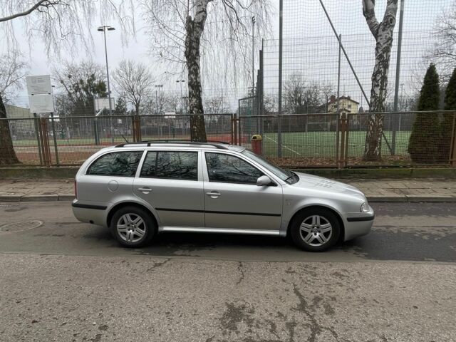 Серый Шкода Октавия, объемом двигателя 0 л и пробегом 330 тыс. км за 1500 $, фото 3 на Automoto.ua