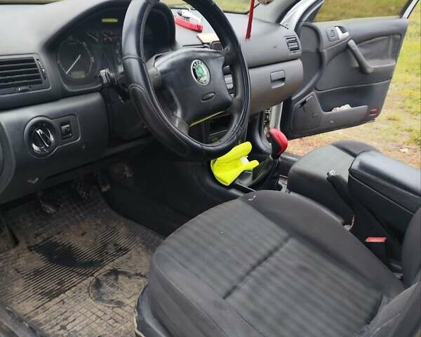 Шкода Октавия 2004 в Жмеренке на Automoto.ua Серый Шкода Октавия, объемом двигателя 1.9 л и пробегом 351 тыс. км за 3750 $, фото 11 на Automoto.ua