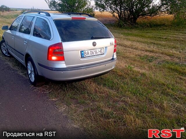 Серый Шкода Октавия, объемом двигателя 1.6 л и пробегом 300 тыс. км за 5300 $, фото 9 на Automoto.ua