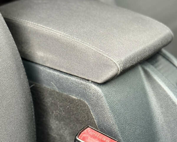 Серый Шкода Октавия, объемом двигателя 1.98 л и пробегом 277 тыс. км за 5299 $, фото 22 на Automoto.ua