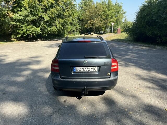 Сірий Шкода Октавія, об'ємом двигуна 1.6 л та пробігом 273 тис. км за 5600 $, фото 1 на Automoto.ua