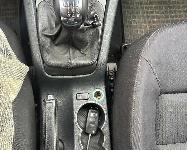 Серый Шкода Октавия, объемом двигателя 1.98 л и пробегом 216 тыс. км за 6200 $, фото 7 на Automoto.ua