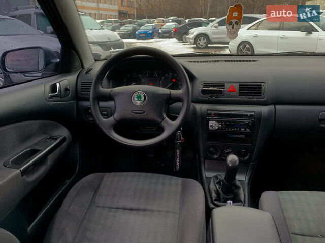 Сірий Шкода Октавія, об'ємом двигуна 1.6 л та пробігом 240 тис. км за 4640 $, фото 35 на Automoto.ua