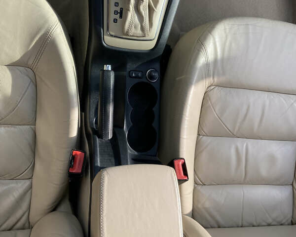 Шкода Октавия 2005 в Черкассах на Automoto.ua Серый Шкода Октавия, объемом двигателя 2 л и пробегом 286 тыс. км за 6800 $, фото 12 на Automoto.ua