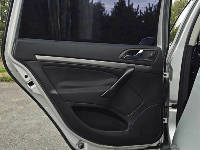 Серый Шкода Октавия, объемом двигателя 1.6 л и пробегом 216 тыс. км за 5899 $, фото 11 на Automoto.ua