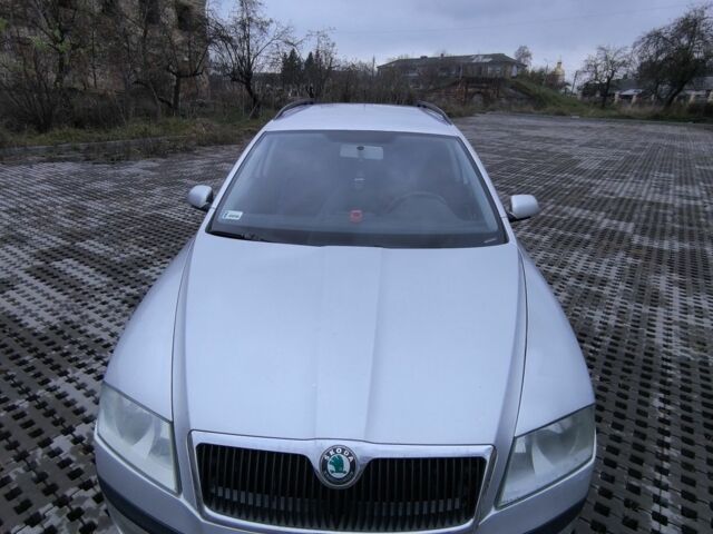 Серый Шкода Октавия, объемом двигателя 1.9 л и пробегом 200 тыс. км за 3000 $, фото 3 на Automoto.ua