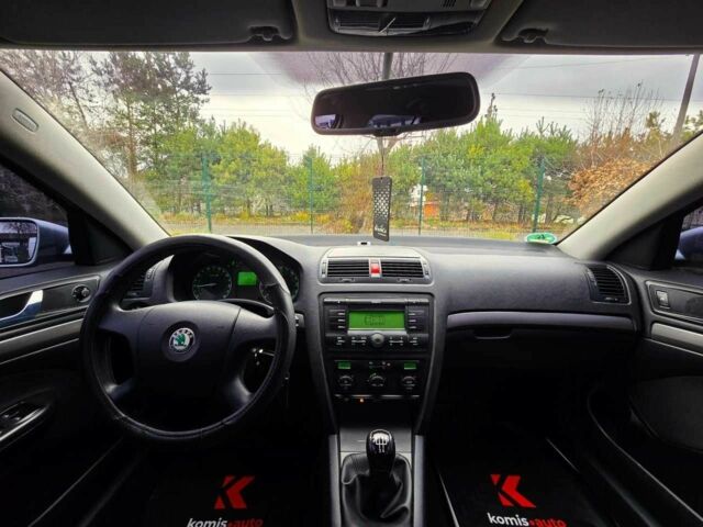 Серый Шкода Октавия, объемом двигателя 1.6 л и пробегом 216 тыс. км за 5899 $, фото 9 на Automoto.ua