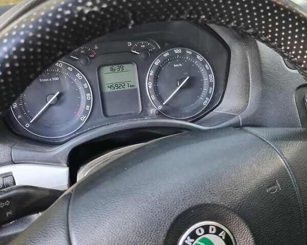 Серый Шкода Октавия, объемом двигателя 1.6 л и пробегом 459 тыс. км за 4000 $, фото 9 на Automoto.ua