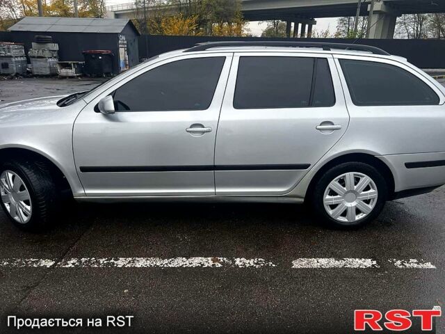 Серый Шкода Октавия, объемом двигателя 1.6 л и пробегом 244 тыс. км за 5500 $, фото 1 на Automoto.ua