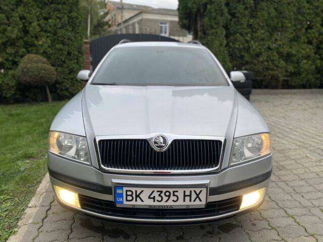 Серый Шкода Октавия, объемом двигателя 2 л и пробегом 390 тыс. км за 5500 $, фото 13 на Automoto.ua