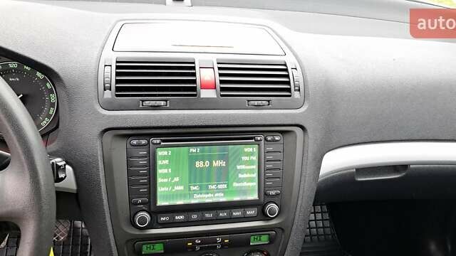 Серый Шкода Октавия, объемом двигателя 1.6 л и пробегом 220 тыс. км за 5550 $, фото 21 на Automoto.ua