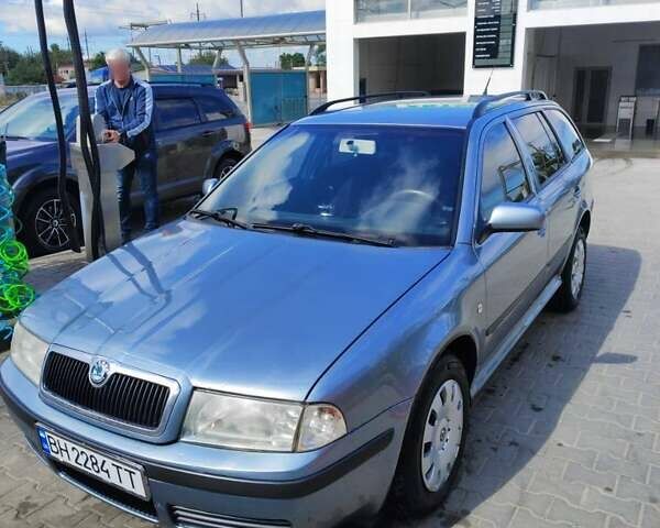 Серый Шкода Октавия, объемом двигателя 1.6 л и пробегом 219 тыс. км за 4400 $, фото 9 на Automoto.ua