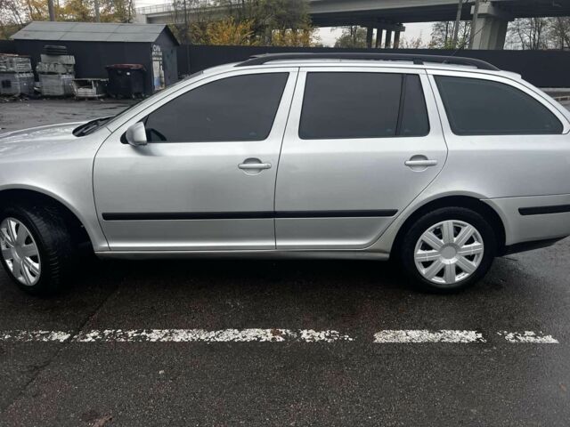 Серый Шкода Октавия, объемом двигателя 1.6 л и пробегом 244 тыс. км за 5700 $, фото 1 на Automoto.ua