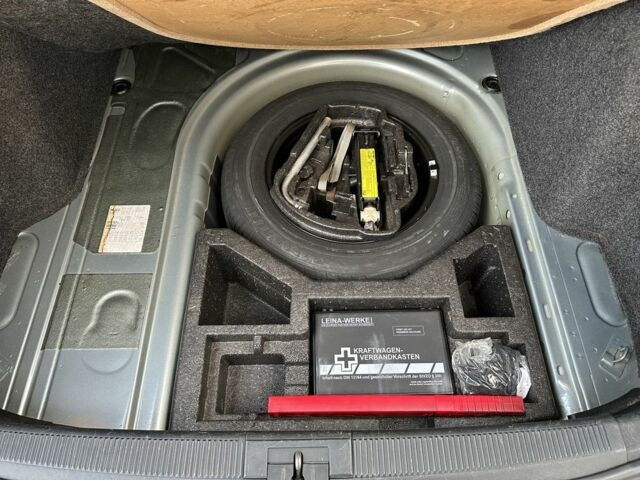 Сірий Шкода Октавія, об'ємом двигуна 1.6 л та пробігом 201 тис. км за 6000 $, фото 5 на Automoto.ua