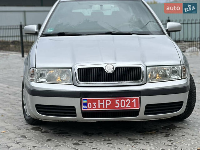Серый Шкода Октавия, объемом двигателя 1.6 л и пробегом 217 тыс. км за 4750 $, фото 14 на Automoto.ua