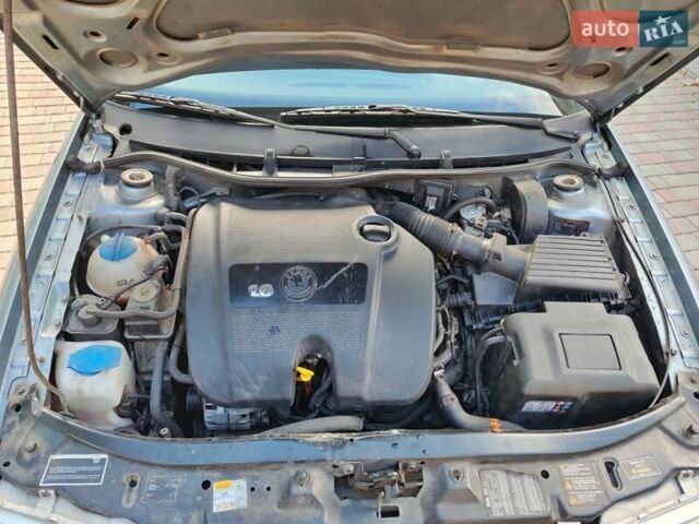 Шкода Октавия 2005 в Прилуках на Automoto.ua Серый Шкода Октавия, объемом двигателя 1.6 л и пробегом 250 тыс. км за 4650 $, фото 23 на Automoto.ua