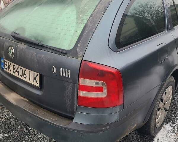 Серый Шкода Октавия, объемом двигателя 1.6 л и пробегом 278 тыс. км за 3999 $, фото 4 на Automoto.ua