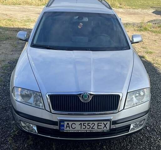 Серый Шкода Октавия, объемом двигателя 1.6 л и пробегом 197 тыс. км за 5500 $, фото 7 на Automoto.ua