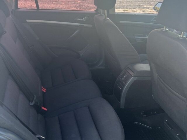 Серый Шкода Октавия, объемом двигателя 1.6 л и пробегом 197 тыс. км за 5500 $, фото 4 на Automoto.ua