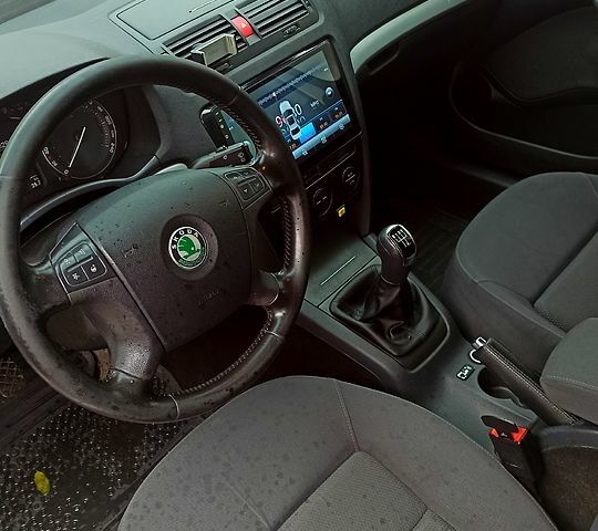 Серый Шкода Октавия, объемом двигателя 1.9 л и пробегом 338 тыс. км за 4450 $, фото 6 на Automoto.ua