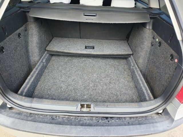 Серый Шкода Октавия, объемом двигателя 1.6 л и пробегом 244 тыс. км за 5700 $, фото 7 на Automoto.ua