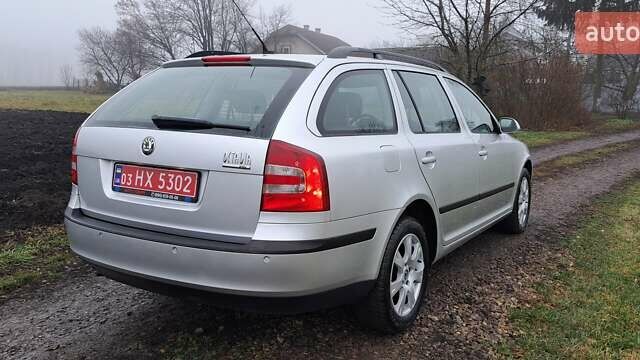 Серый Шкода Октавия, объемом двигателя 1.6 л и пробегом 220 тыс. км за 5550 $, фото 6 на Automoto.ua