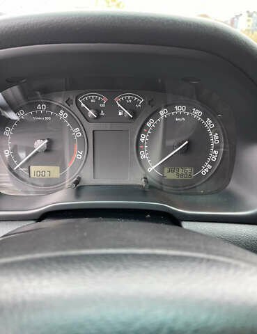 Серый Шкода Октавия, объемом двигателя 1.97 л и пробегом 386 тыс. км за 4800 $, фото 6 на Automoto.ua