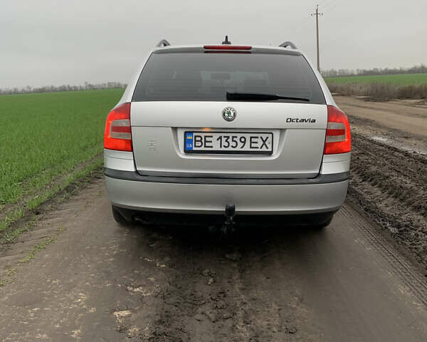 Сірий Шкода Октавія, об'ємом двигуна 1.6 л та пробігом 240 тис. км за 6000 $, фото 4 на Automoto.ua