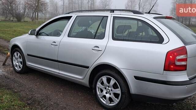 Серый Шкода Октавия, объемом двигателя 1.6 л и пробегом 220 тыс. км за 5550 $, фото 9 на Automoto.ua