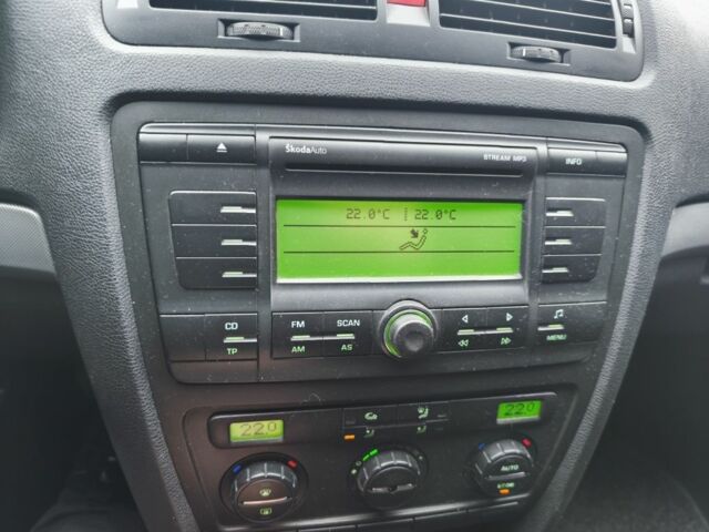 Серый Шкода Октавия, объемом двигателя 1.6 л и пробегом 244 тыс. км за 5700 $, фото 9 на Automoto.ua