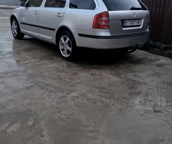 Серый Шкода Октавия, объемом двигателя 1.6 л и пробегом 200 тыс. км за 8500 $, фото 5 на Automoto.ua