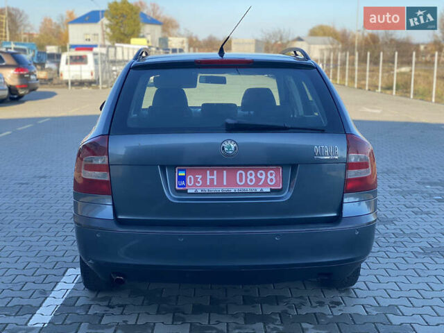 Серый Шкода Октавия, объемом двигателя 1.56 л и пробегом 241 тыс. км за 4999 $, фото 5 на Automoto.ua