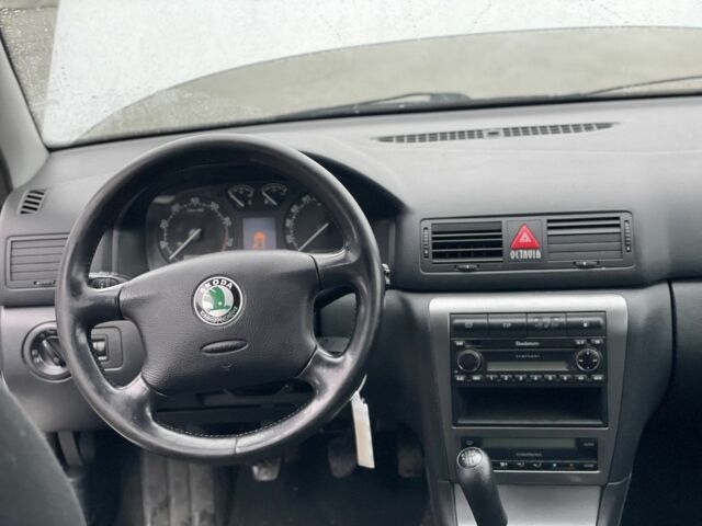 Сірий Шкода Октавія, об'ємом двигуна 1.6 л та пробігом 246 тис. км за 4850 $, фото 6 на Automoto.ua