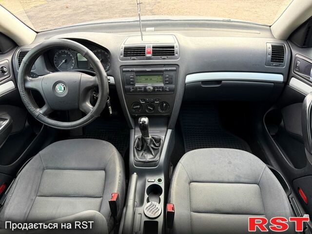 Серый Шкода Октавия, объемом двигателя 1.6 л и пробегом 0 тыс. км за 4300 $, фото 7 на Automoto.ua