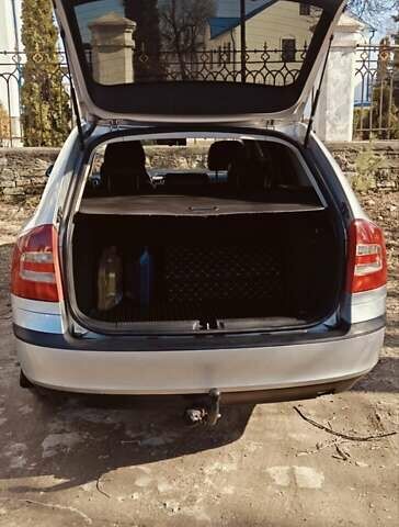 Сірий Шкода Октавія, об'ємом двигуна 1.6 л та пробігом 280 тис. км за 4500 $, фото 3 на Automoto.ua