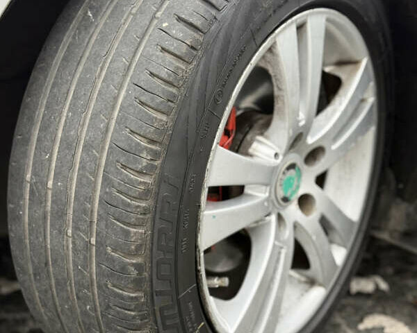 Серый Шкода Октавия, объемом двигателя 1.98 л и пробегом 277 тыс. км за 5299 $, фото 41 на Automoto.ua