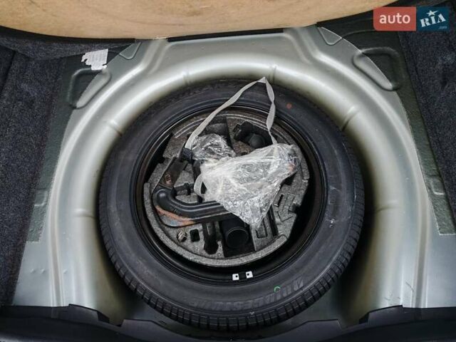 Серый Шкода Октавия, объемом двигателя 1.6 л и пробегом 224 тыс. км за 6500 $, фото 31 на Automoto.ua