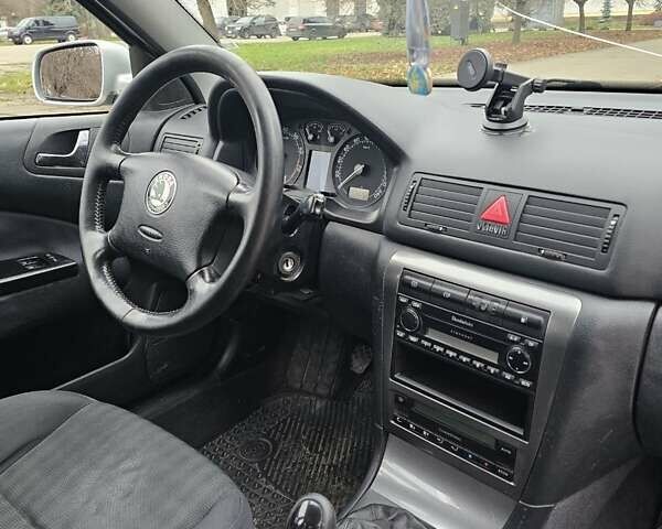 Сірий Шкода Октавія, об'ємом двигуна 1.6 л та пробігом 200 тис. км за 3100 $, фото 18 на Automoto.ua