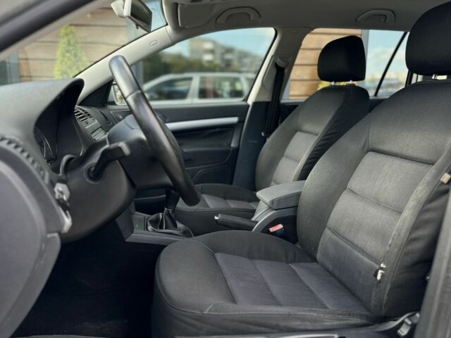 Шкода Октавия 2005 в Львове на Automoto.ua Серый Шкода Октавия, объемом двигателя 1.6 л и пробегом 295 тыс. км за 4999 $, фото 11 на Automoto.ua