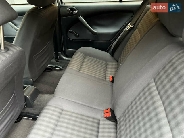 Сірий Шкода Октавія, об'ємом двигуна 1.6 л та пробігом 213 тис. км за 5350 $, фото 20 на Automoto.ua