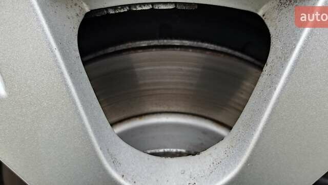 Серый Шкода Октавия, объемом двигателя 1.6 л и пробегом 220 тыс. км за 5550 $, фото 15 на Automoto.ua