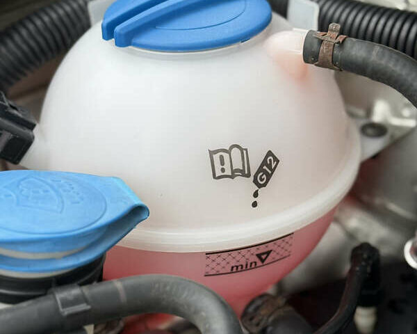 Серый Шкода Октавия, объемом двигателя 1.98 л и пробегом 277 тыс. км за 5299 $, фото 34 на Automoto.ua