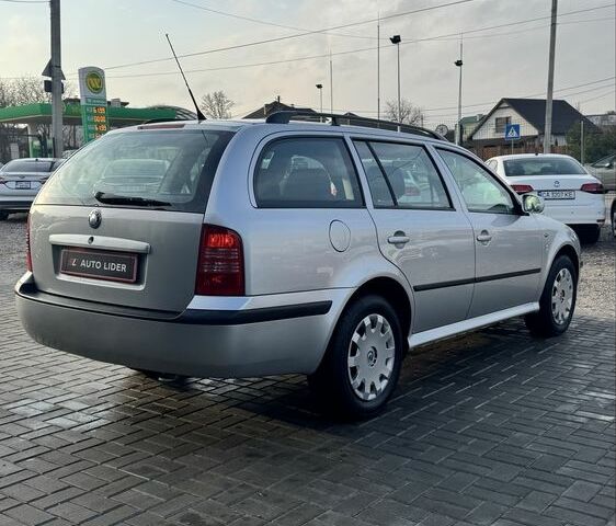 Серый Шкода Октавия, объемом двигателя 1.6 л и пробегом 244 тыс. км за 5600 $, фото 3 на Automoto.ua