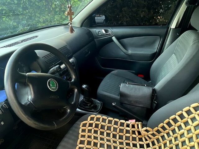 Шкода Октавия 2005 в Полтаве на Automoto.ua Серый Шкода Октавия, объемом двигателя 1.6 л и пробегом 260 тыс. км за 6100 $, фото 3 на Automoto.ua