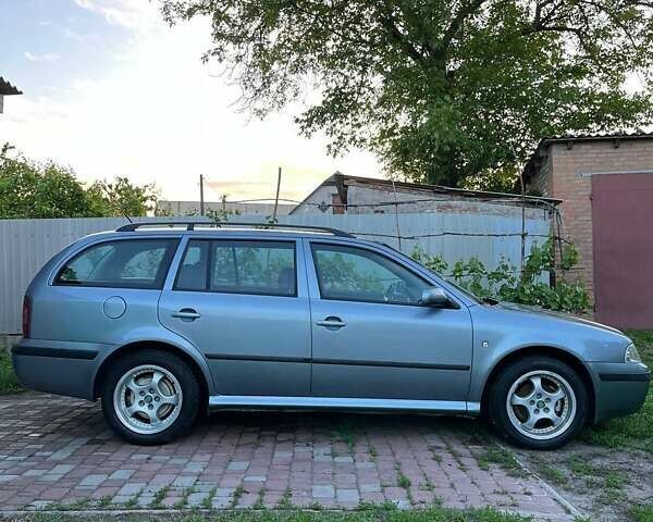 Серый Шкода Октавия, объемом двигателя 1.6 л и пробегом 203 тыс. км за 5500 $, фото 47 на Automoto.ua