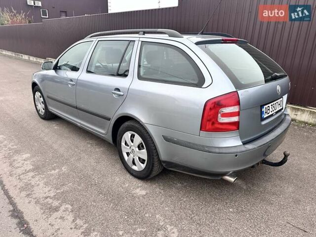 Сірий Шкода Октавія, об'ємом двигуна 1.6 л та пробігом 223 тис. км за 4400 $, фото 5 на Automoto.ua