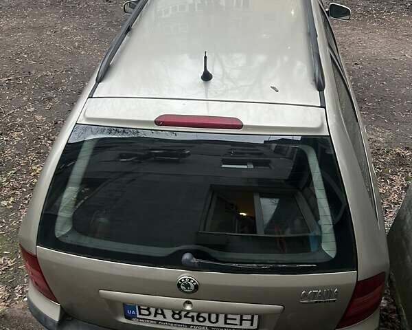 Сірий Шкода Октавія, об'ємом двигуна 1.6 л та пробігом 2 тис. км за 5600 $, фото 3 на Automoto.ua